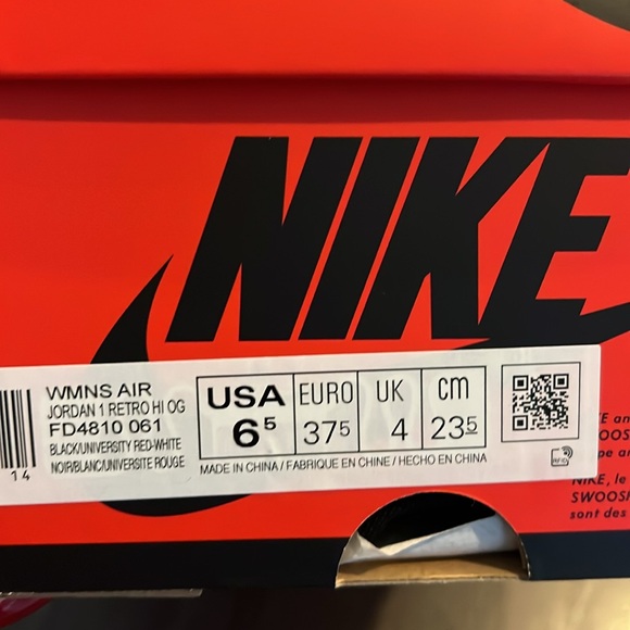 Nike Air Jordan 1 High Red Black White Womens 6.5 - Picture 5 of 5